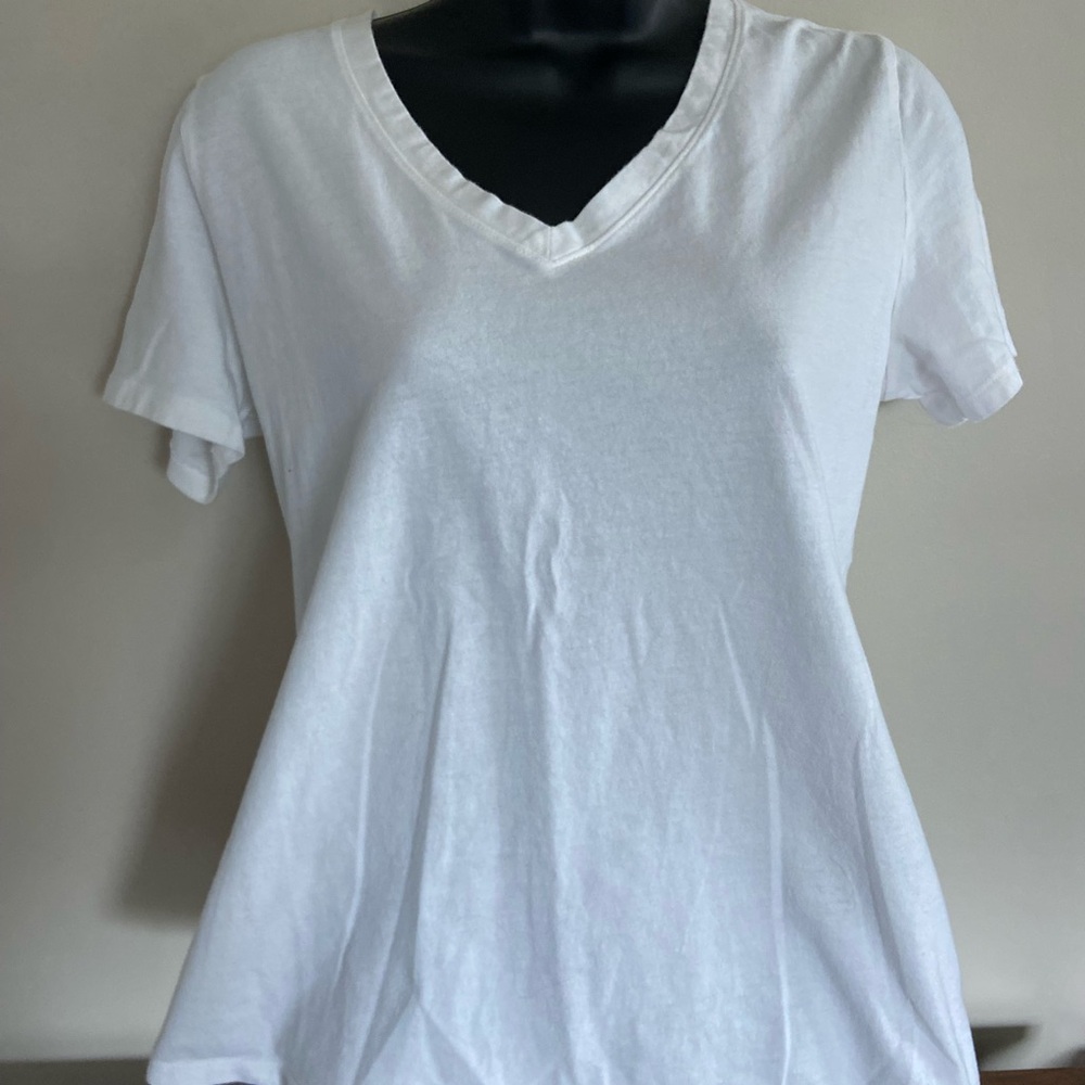 a.n.a Women's V-Neck Tees - Lot of 6 - Picture 7 of 14